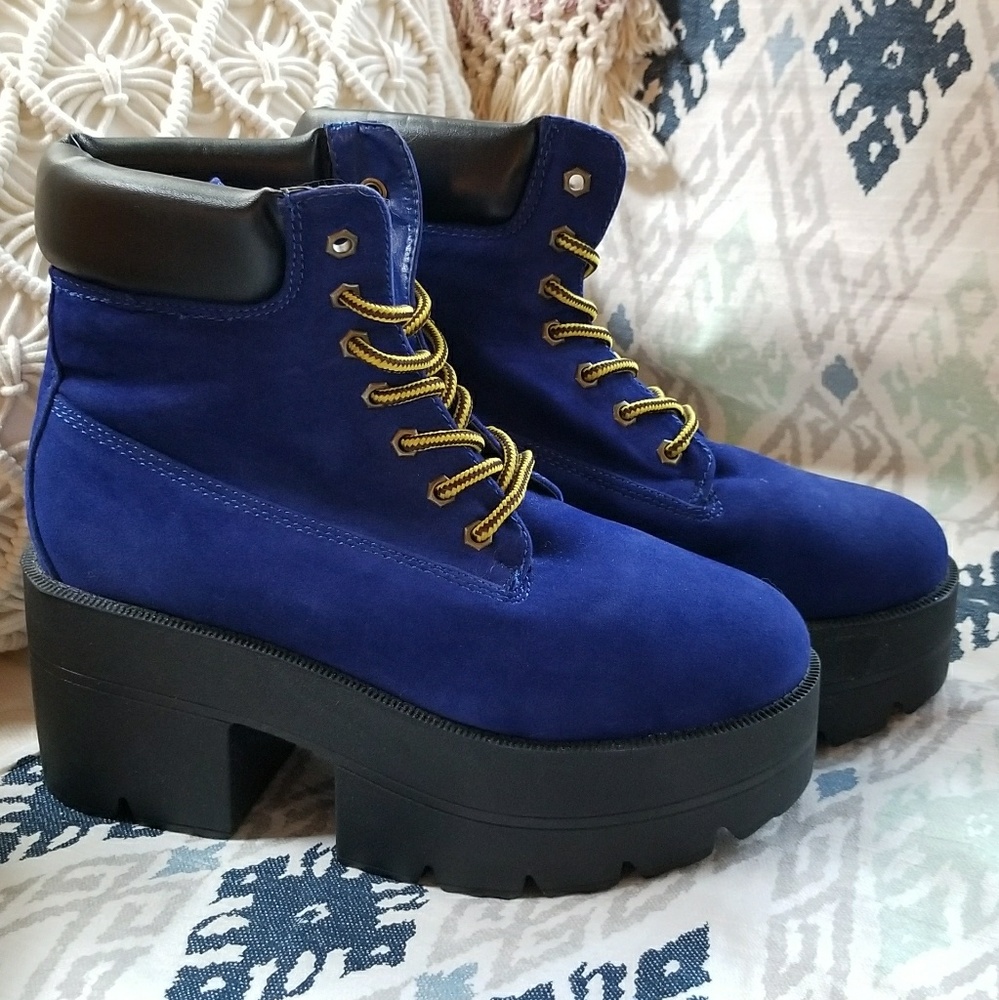 NWOT Blue Suede Platform Boots