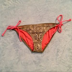 BIKINI BOTTOMS