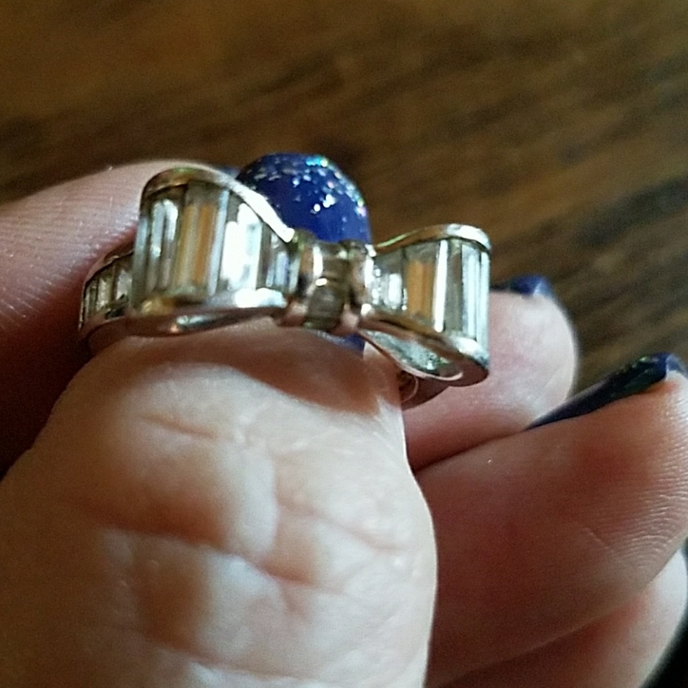 Ring - Picture 2 of 3
