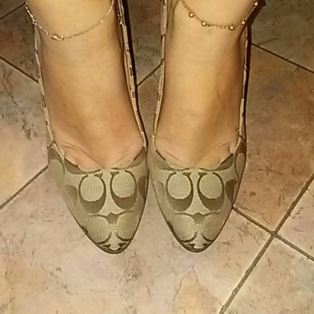✨Coach Heels 👠✨