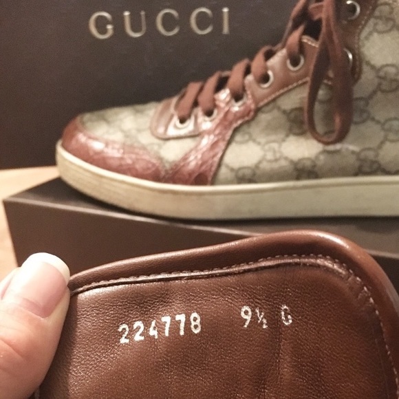 Gucci Shoes - Picture 2 of 4