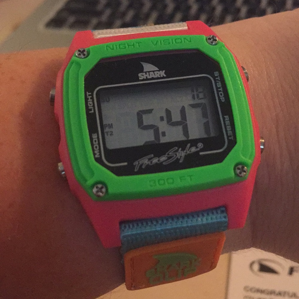 *New worn 1x* Shark Classic Clip Black/Neon watch