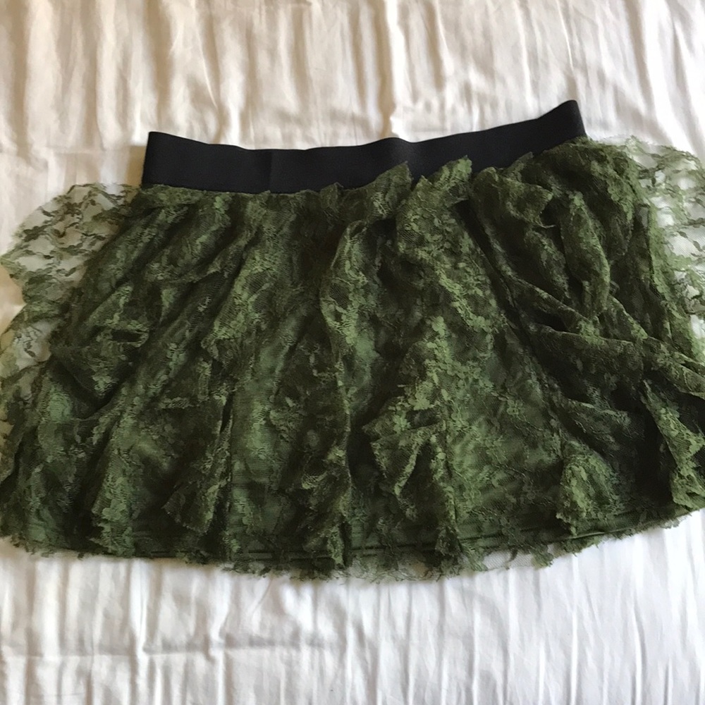 Express poison ivy