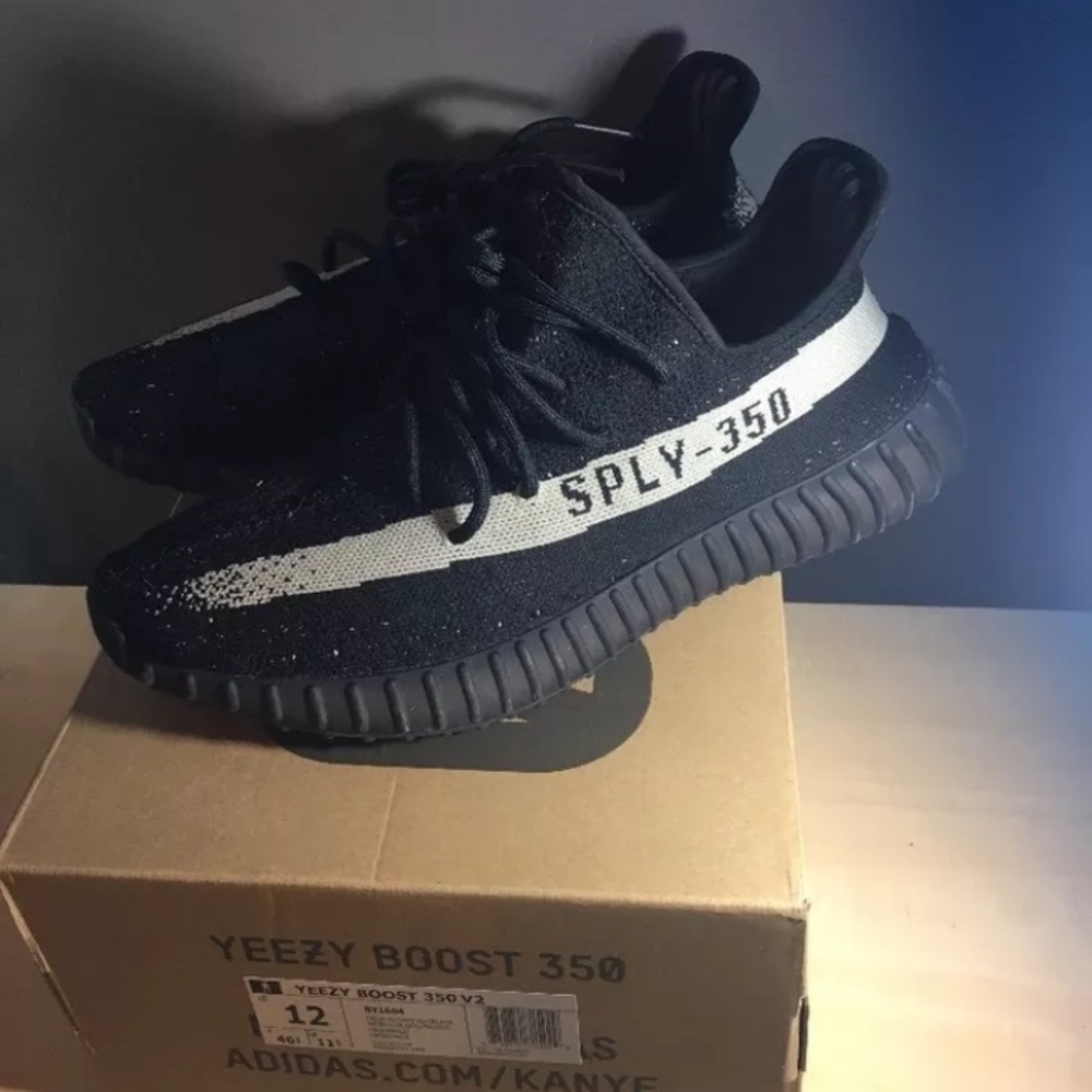 Yeezy boost 350 V2 size 12 authentic