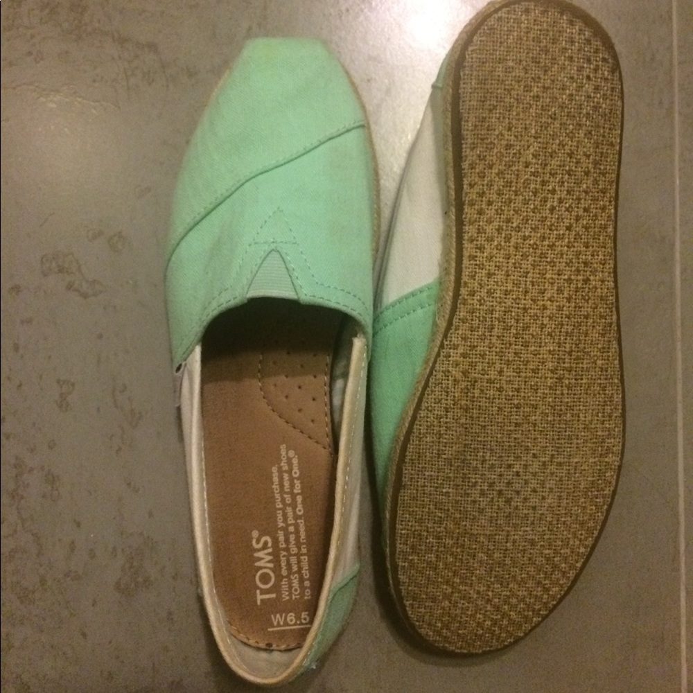 Women's Classic Toms