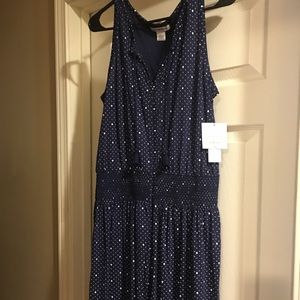 Sleeveless dress size large