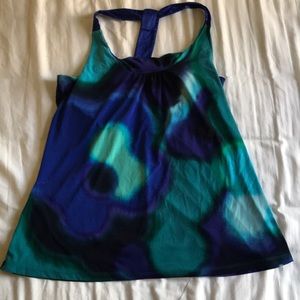 Express razor back tank