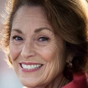 Meet your Posher, Linda