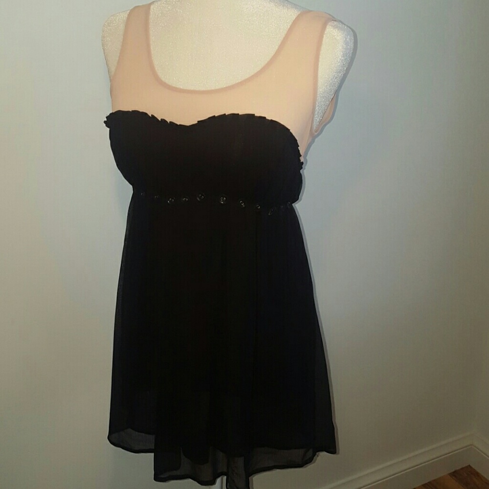 Sweetheart cut black & nude baby doll tank
