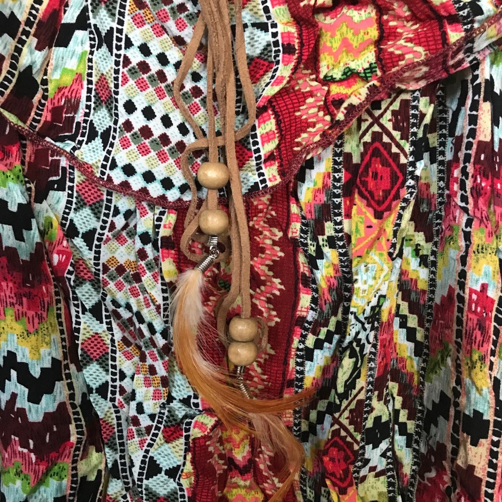 Bold indie top