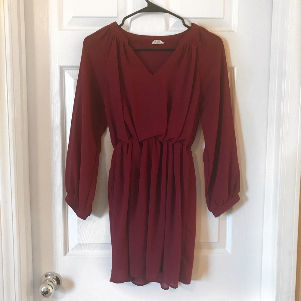 Little burgundy long sleeve dress!