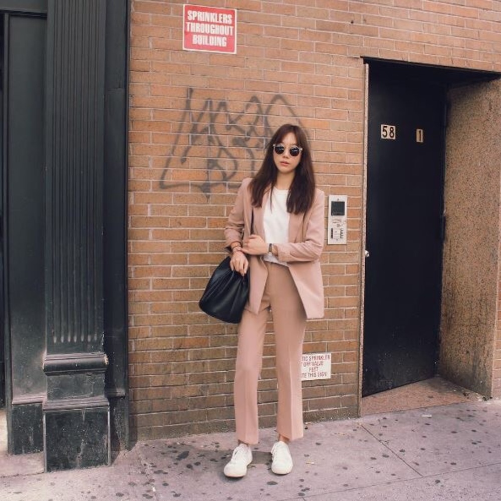 Meet your Posher, Sunny