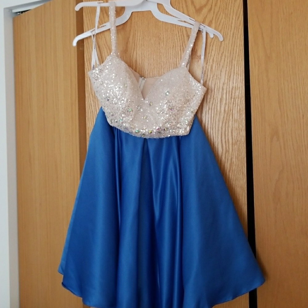 Gorgeous two-piece homecoming dress