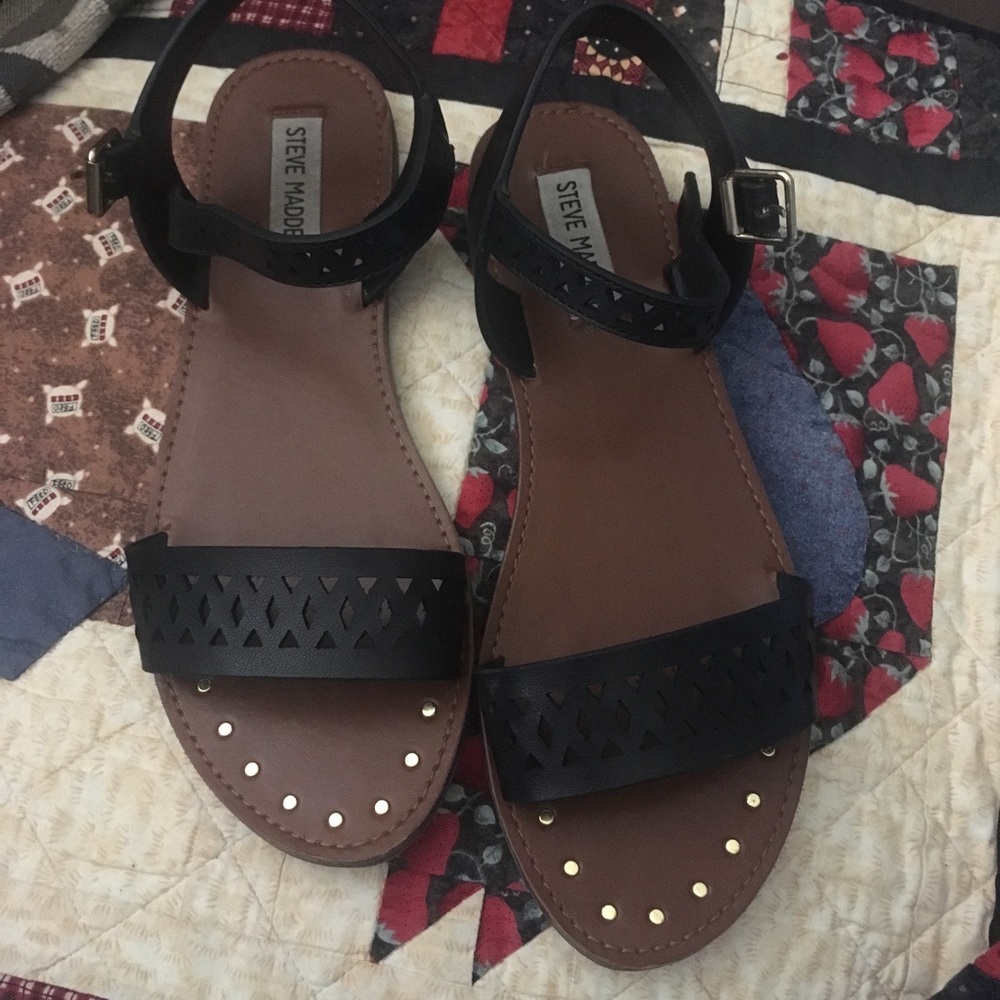 Steve Madden Black Sandals