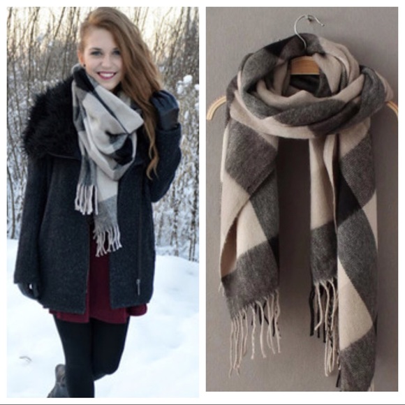 JINNI-Taupe & Black Tartan Plaid Wrap Scarf - Picture 3 of 4