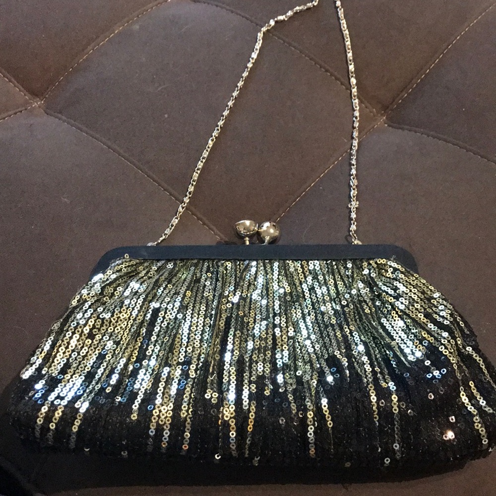 Sequence Wallet Clutch Wristlet On Chain - image 1