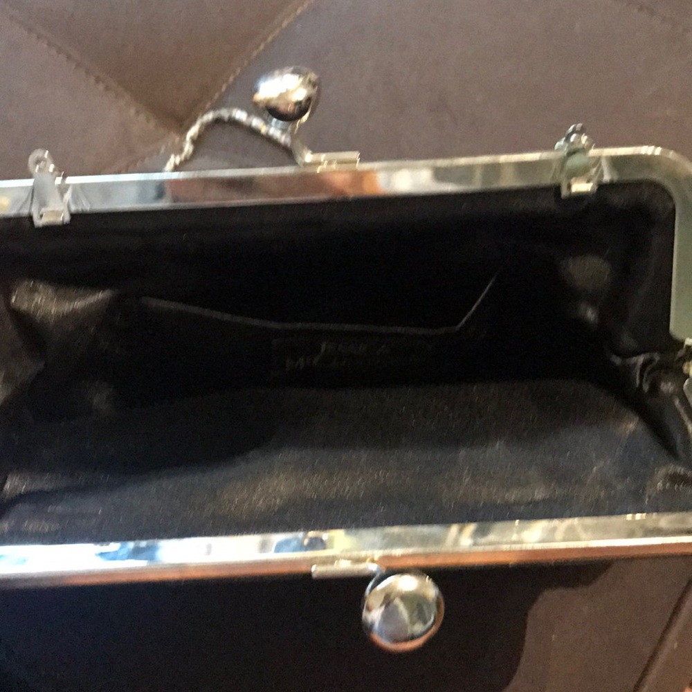 Sequence Wallet Clutch Wristlet On Chain - image 2