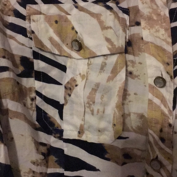 👚Michael Kors  Sz 14 Safari Inspired Top👚 - Picture 5 of 5