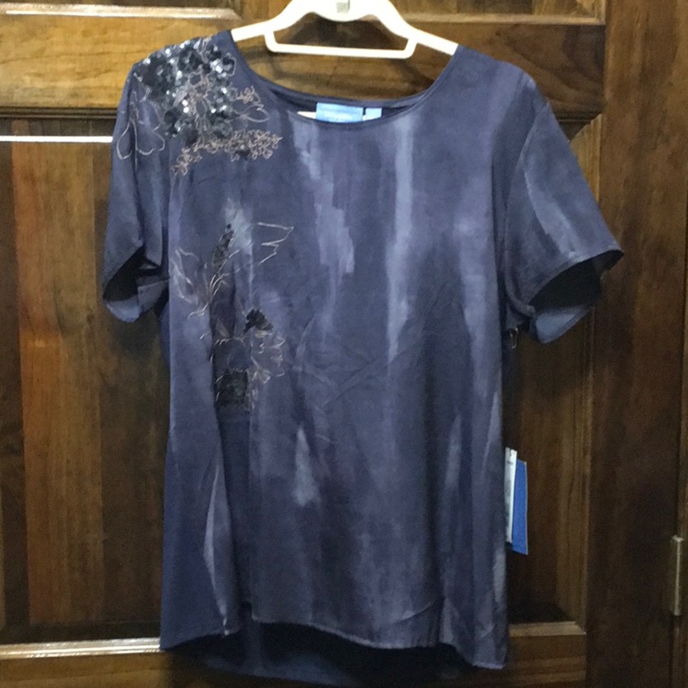 Simply Vera Wang shirt