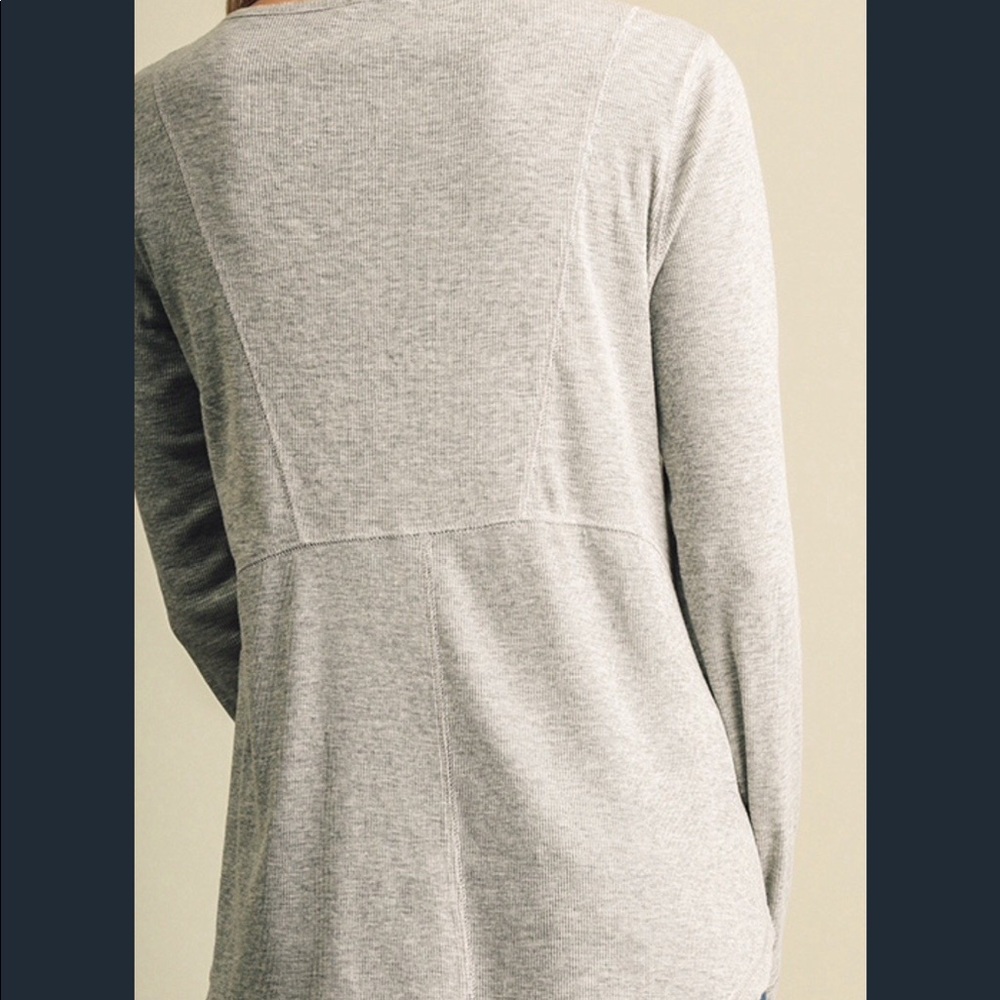 Gray Criss Cross Crew - Picture 4 of 6