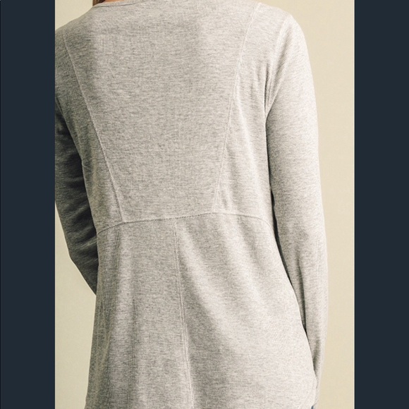 Gray Criss Cross Crew - Picture 4 of 6