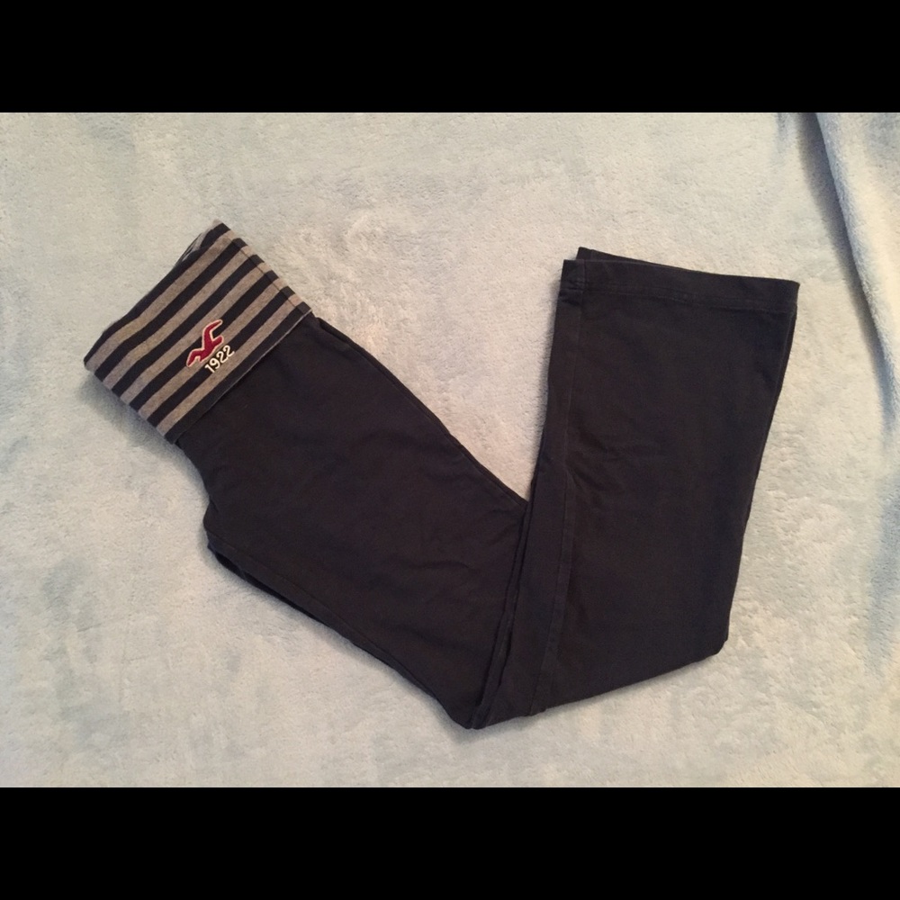 HOLLISTER YOGA PANTS