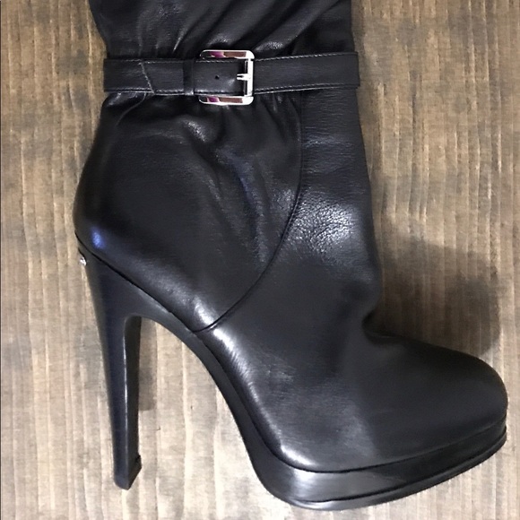 Michael Kors Black Leather Boots - Picture 1 of 8