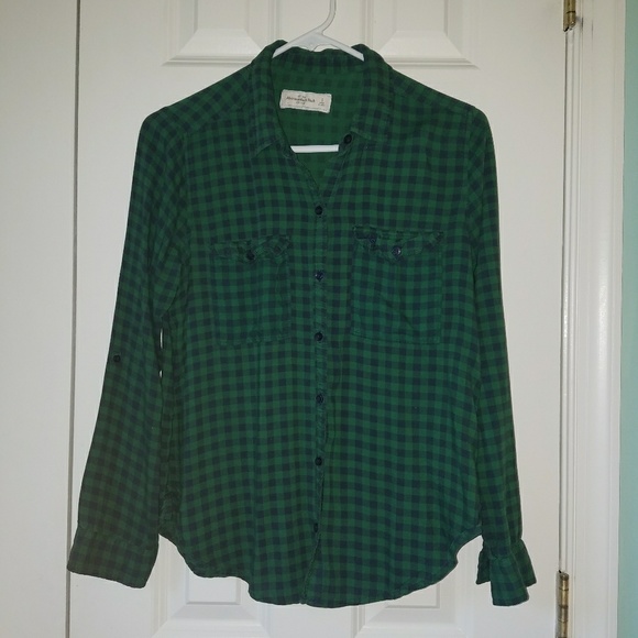 A&F Gingham Plaid Flannel Button Down - Picture 2 of 5