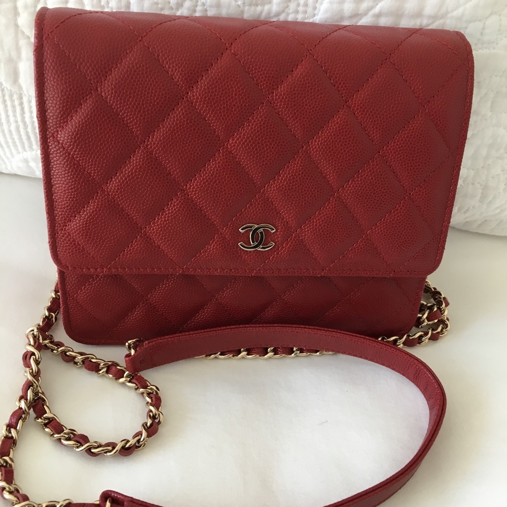 Authentic new red Chanel caviar wallet on chain