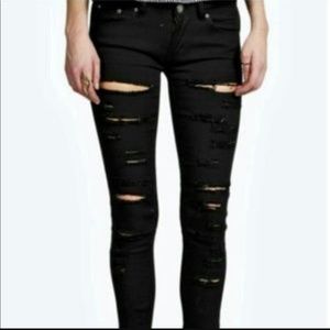 Forever 21 Destroyed Black Skinny Jeans