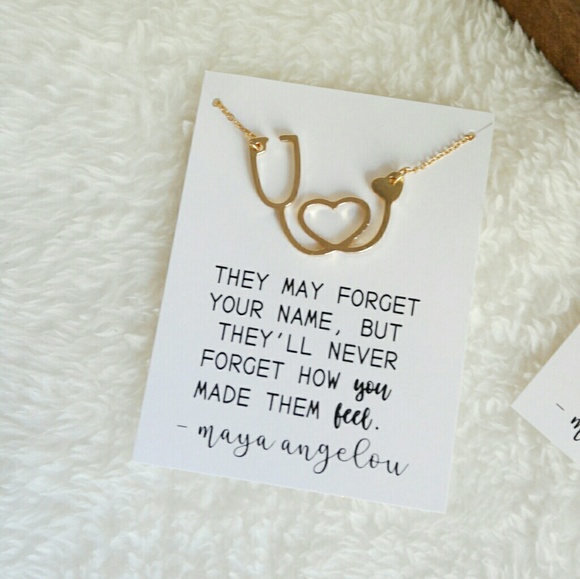 GIFT IDEA • Heart Stethoscope Necklace - Picture 2 of 4