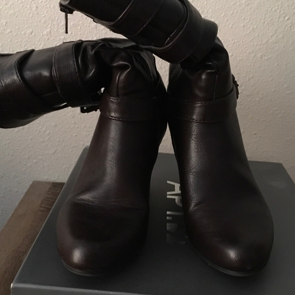 Apt.9 Aptriabrown Mid-Calf Boots
