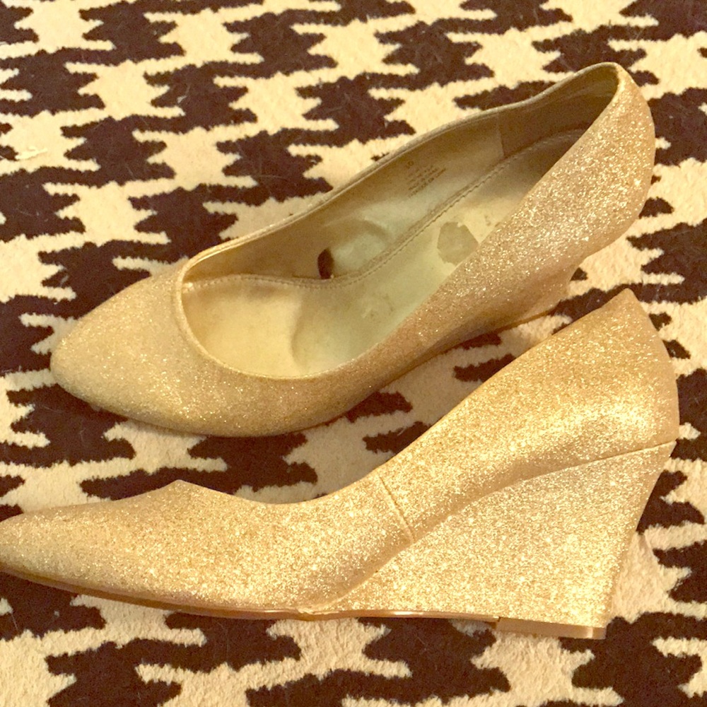 Gold glitter wedge size 10 Express