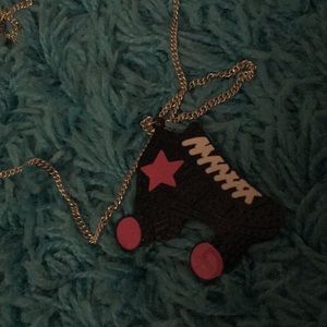 Roller blade derby long necklace!