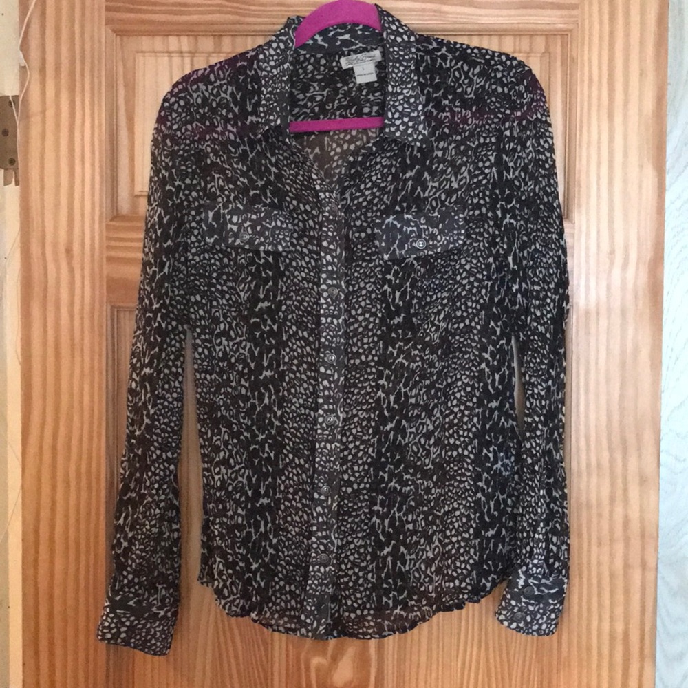 Lucky Brand cheetah collared LS