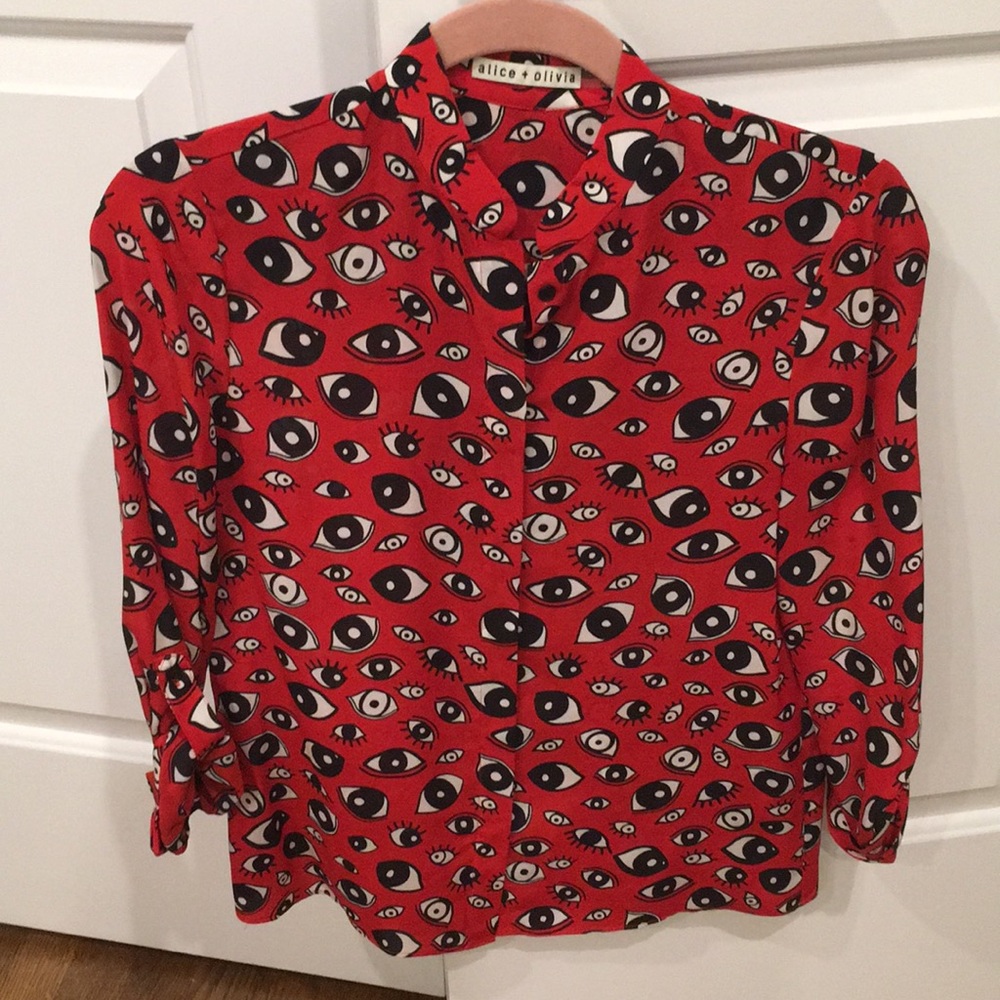 Alice + Olivia red silks eye print blouse