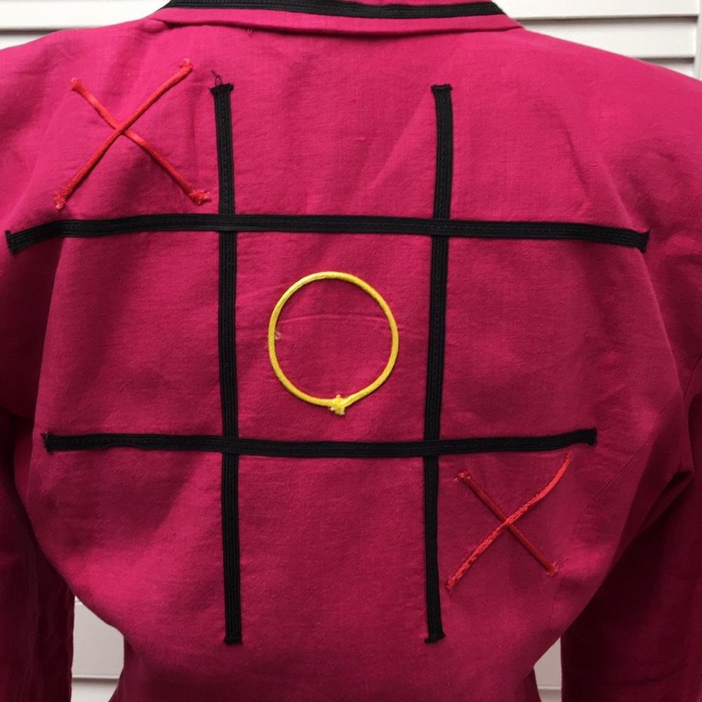 Vintage fuschia 1980s women's blazer