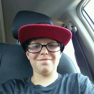 Meet your Posher, Ethan