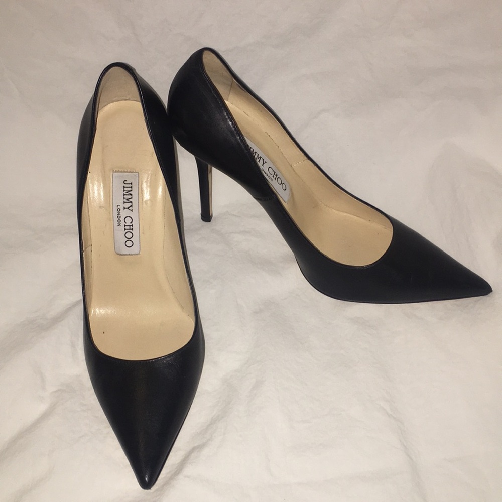 jimmy choo pointed black pump