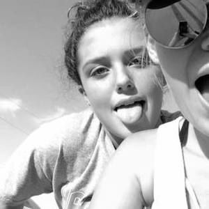 Meet your Posher, Carly