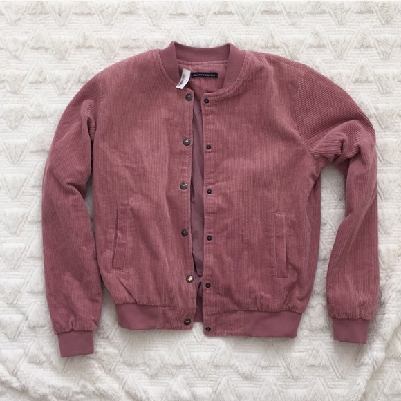 Bnwot Brandy Melville pink bomber jacket - Picture 2 of 2