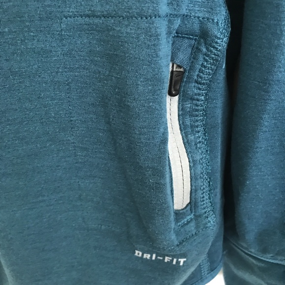 Nike Running Dri-Fit Sprint Fleece Teal Shirt - Picture 6 of 8