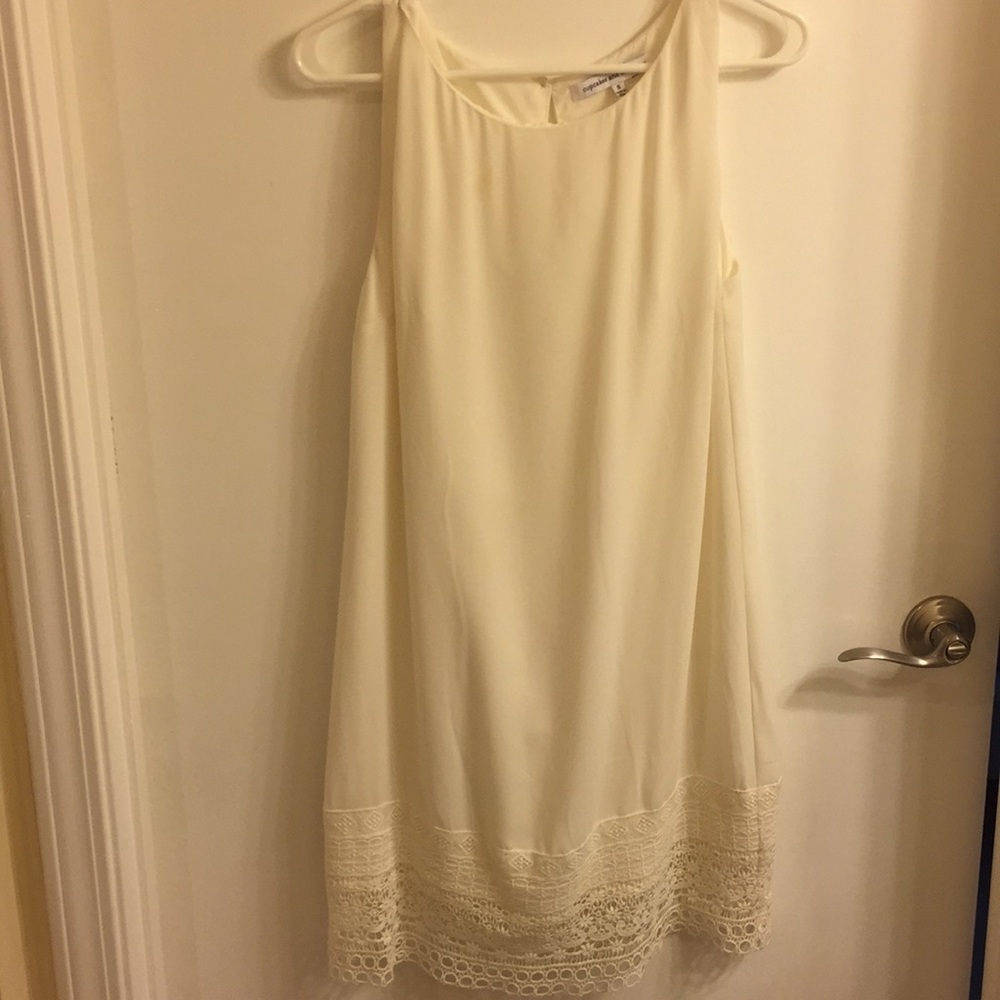 White dress with lace