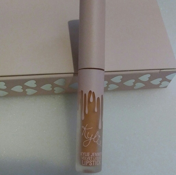 Kylie Cosmetics Other - One Kylie Jenner mini lipstick LA light nude peach