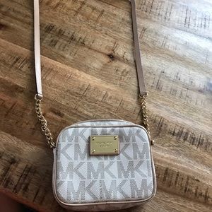 Authentic Michael Kors crossbody clutch