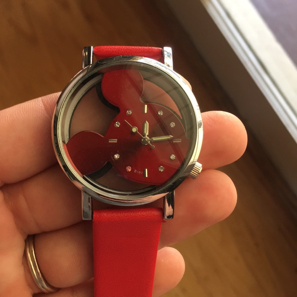 Mickey Mouse Watch - Picture 2 of 3