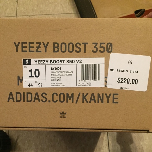 Oreo Yeezys - Picture 7 of 7