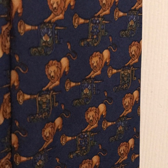Salvatore Ferragamo silk tie - Picture 3 of 3