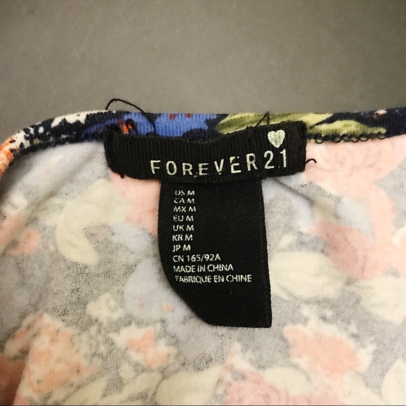 FOREVER 21 FLORAL CROP TOP - Picture 6 of 6