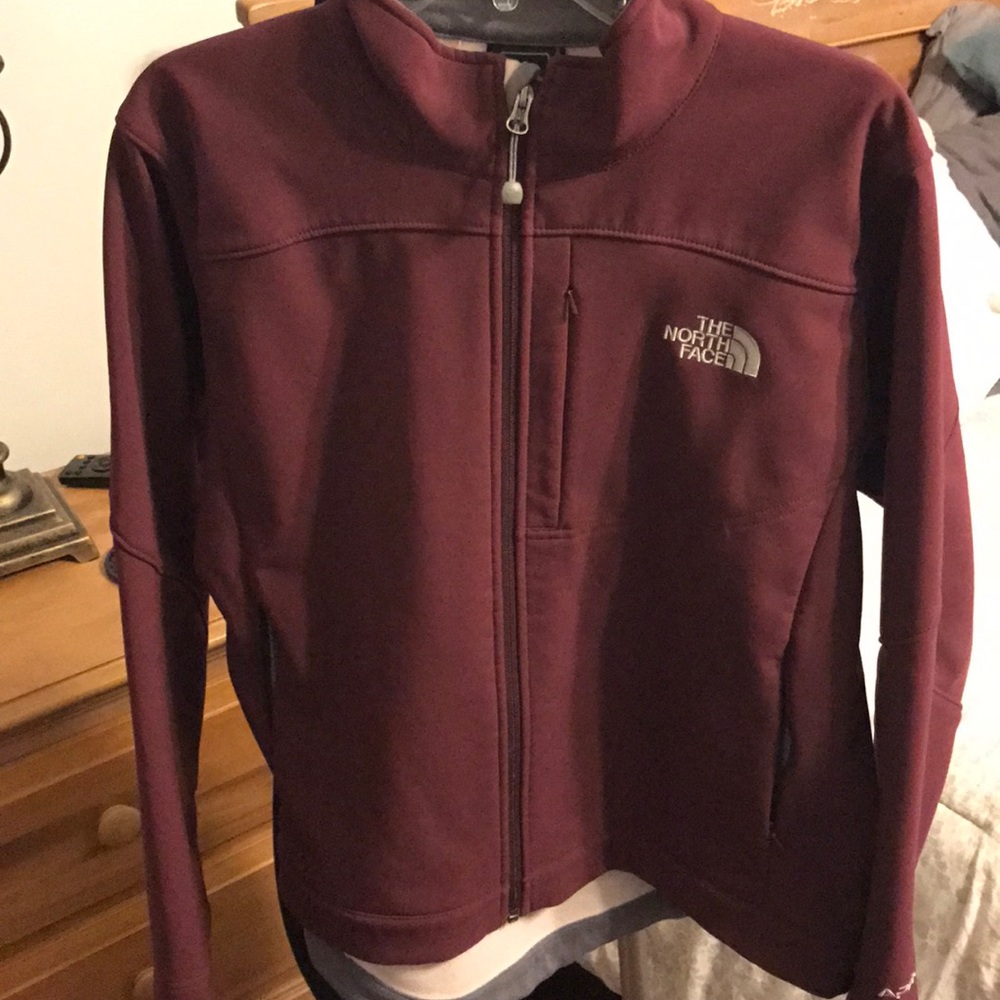 Women's Northface jacket! Excellent condition!